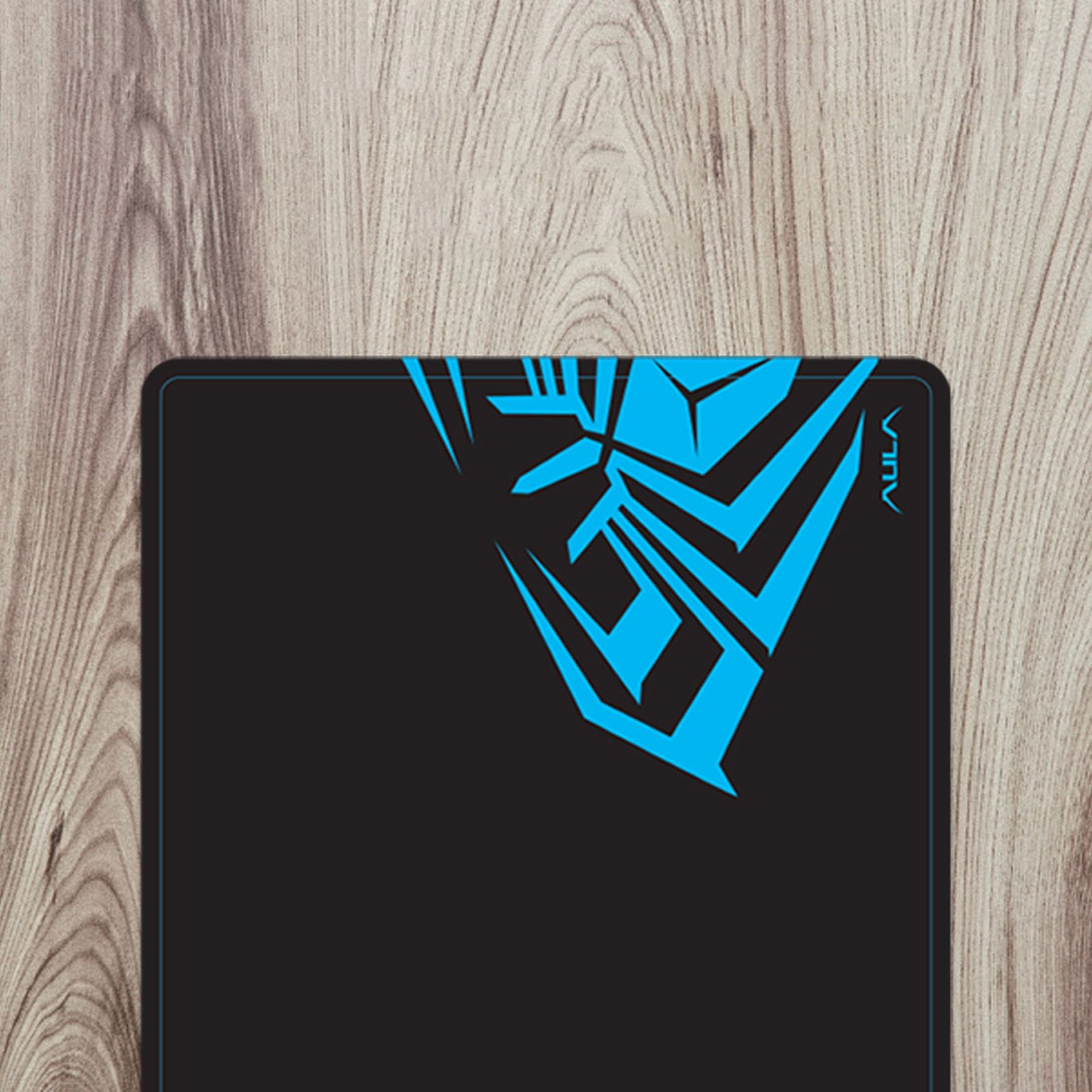 AULA Wind Gaming Mouse Pad MP XL - Extra-Large Surface for Precision and Comfort - Image 4