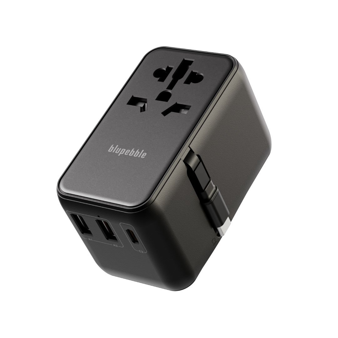 BluPebble Passport 6 World Travel Adapter with GaN III Tech 70W - Black (BP-TVL006BK)