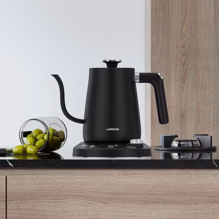 LEPRESSO ELECTRIC TEMPERATURE CONTROL POUR-OVER KETTLE 800ML LPKTTCBK BLACK - Image 3