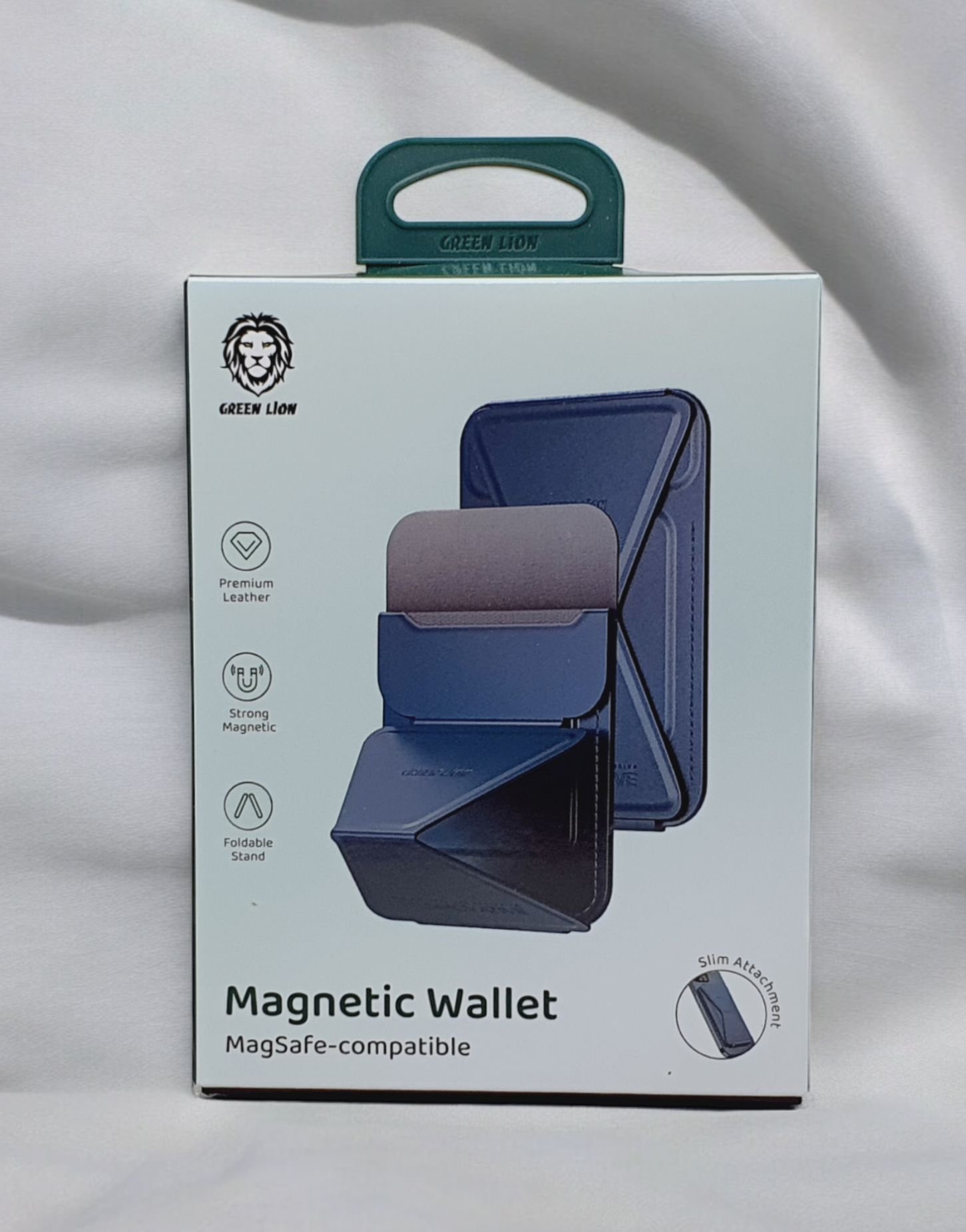 Green Lion Magnetic Wallet with MagSafe - Image 5