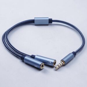 2 IN 1 AUDIO CABLE ADAPTER