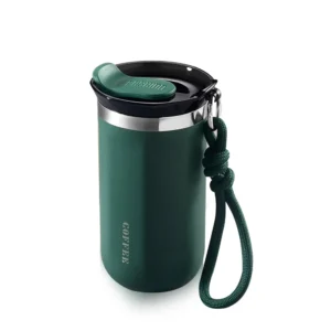Start your mornings in style with the vibrant 350ml Green Coffee Cup. Designed for eco-conscious coffee lovers, this reusable cup combines functionality, sustainability, and aesthetics.
