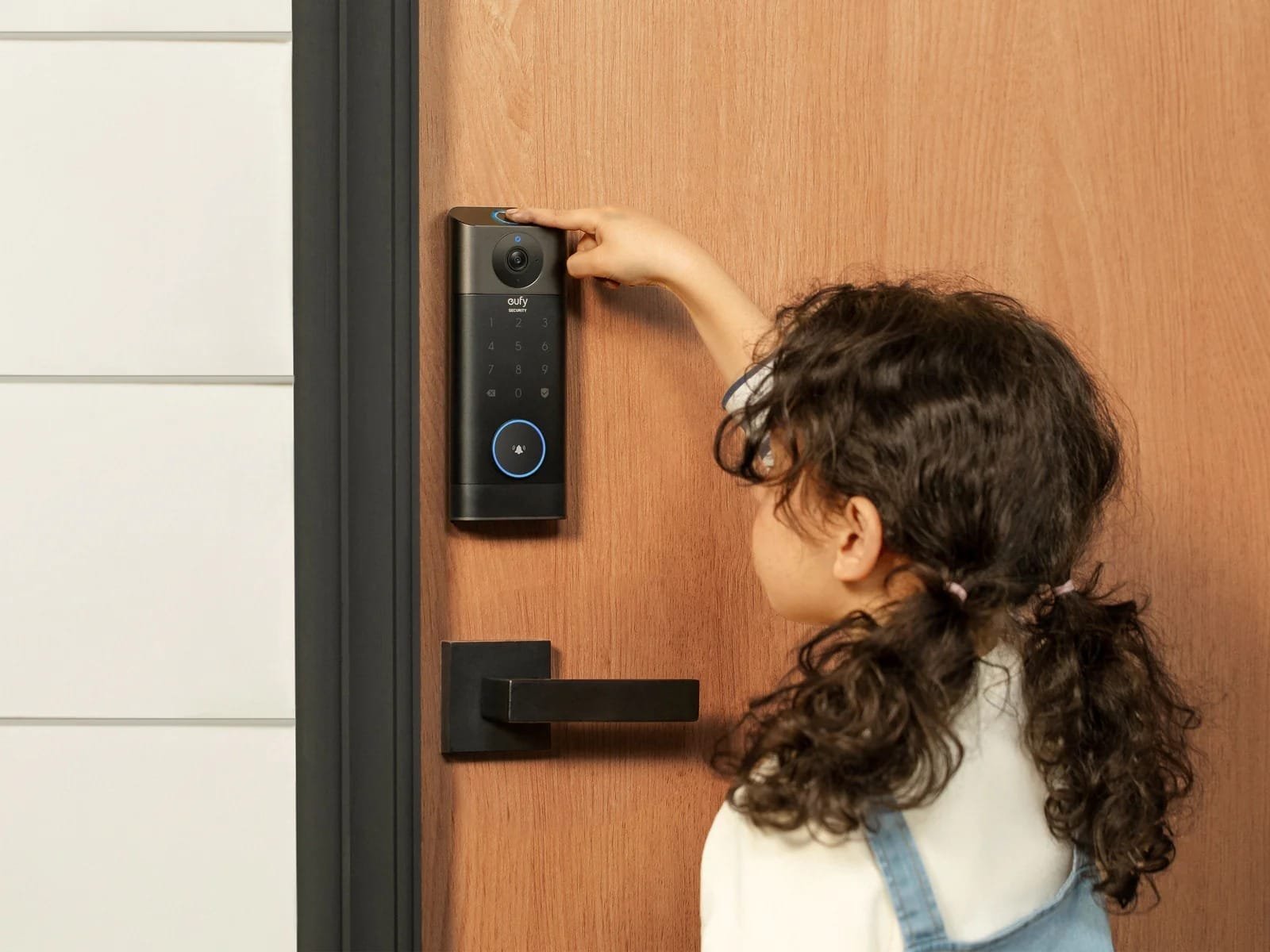 EUFY SECURITY S330 VIDEO SMART LOCK 3 IN 1 BLACK E8530KY1 - Image 4