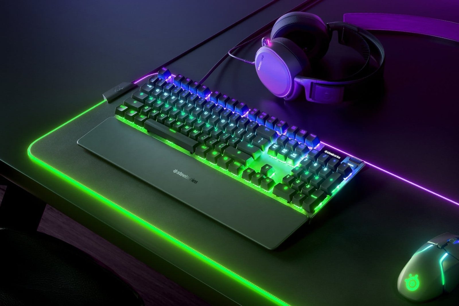 SteelSeries Apex 7 Red Switch Mechanical Gaming Keyboard US (KB 64636) - Dynamic RGB Lighting, Premium Red Switches for Quick Response - Image 5