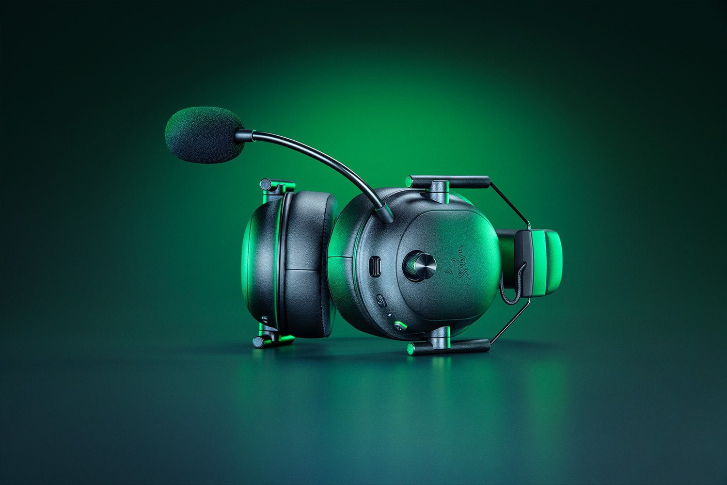 RAZER BLACKSHARK V2 HYPERSPEED GAMING HEADSET - Image 4