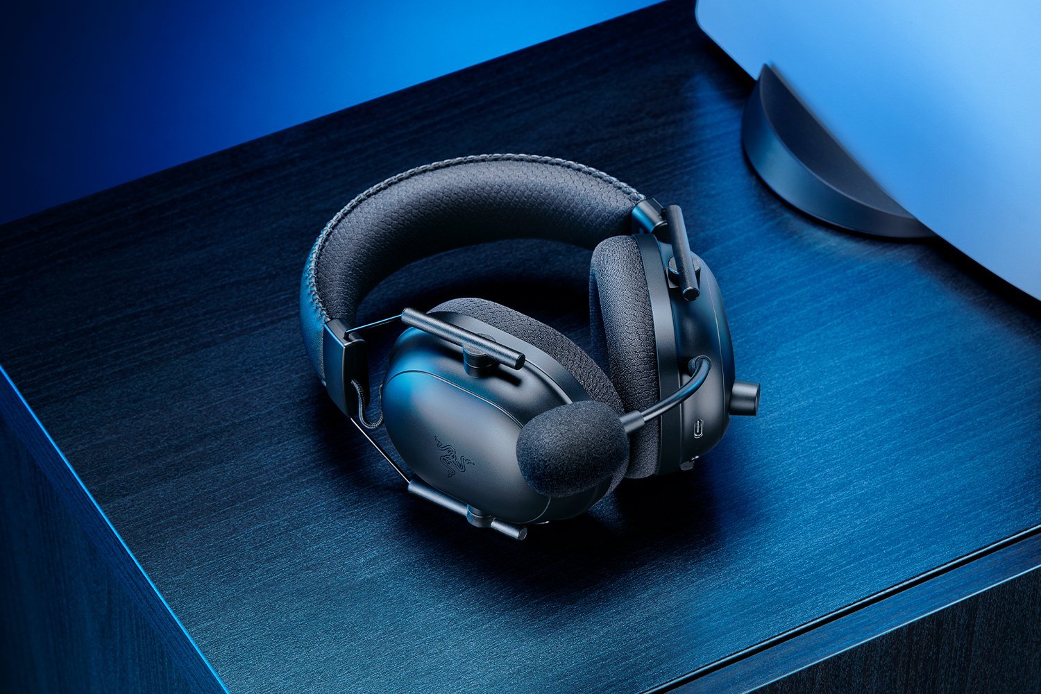 Razer BlackShark V2 Pro Gaming Headset for PlayStation (Black, RZ04-04530500-R3G1) - Wireless Audio for Competitive Gaming - Image 3