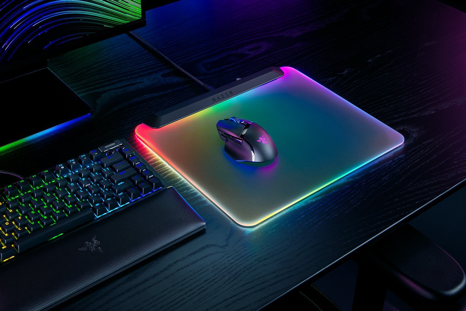 Razer Firefly V2 Pro RGB Gaming Mouse Mat (RZ02-04920200-R3M1) - Ultra-Smooth Surface with Customizable Chroma Lighting - Image 4