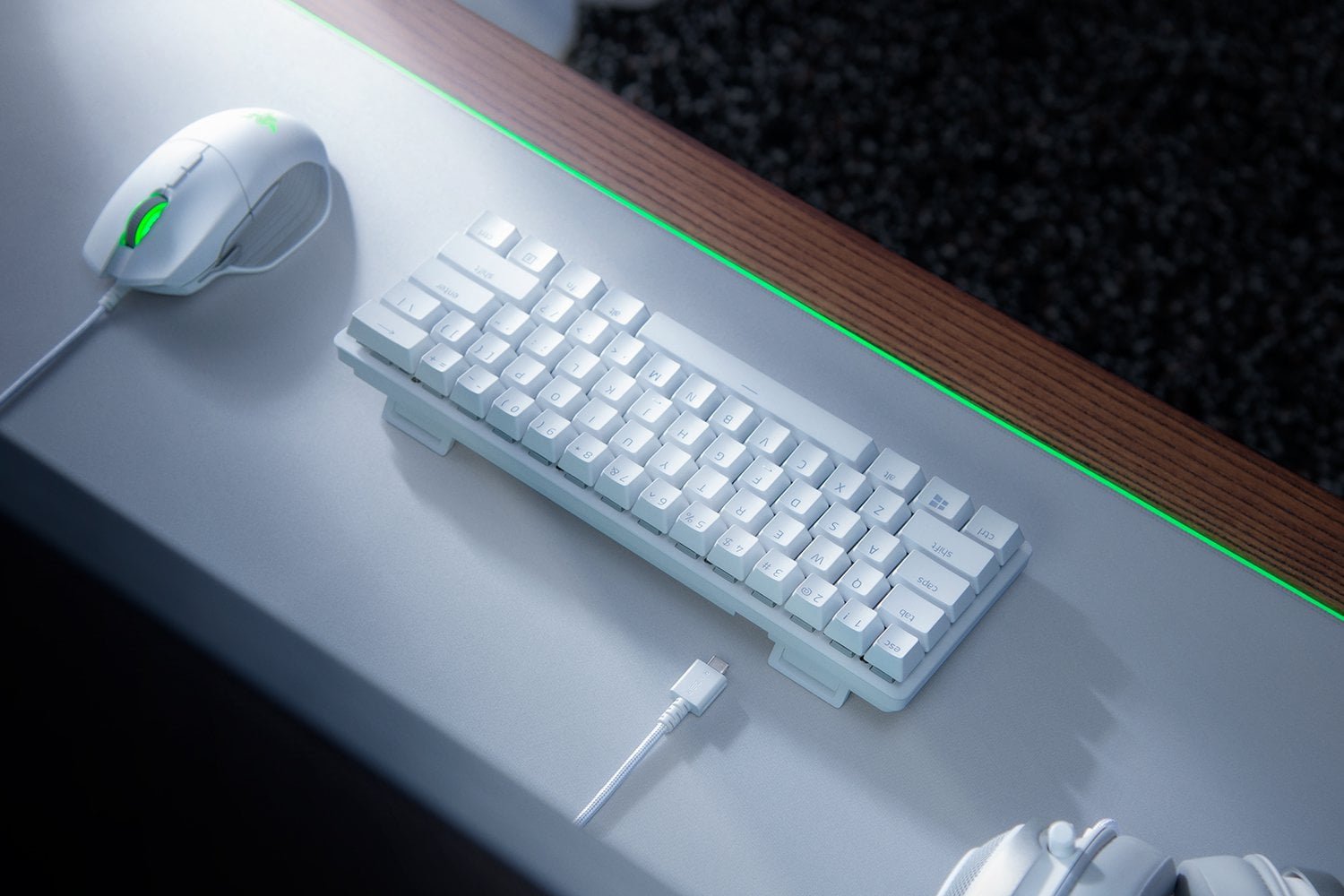 RAZER HUNTSMAN MINI-MERCURY ED OPT GAMING KEYBOARD - Image 3