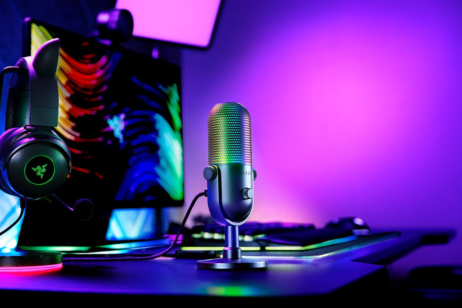 Razer Seiren V3 Chroma RGB USB Microphone (RZ19-05060100-R3M1) - Studio-Quality Audio with Tap-to-Mute and RGB Lighting - Image 7