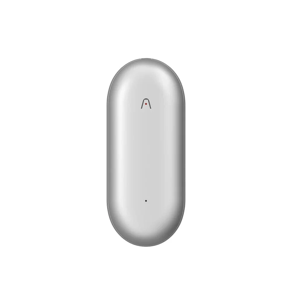Meet the PLAUD NotePin – a revolutionary AI-powered wearable voice recorder crafted for professionals on the move.