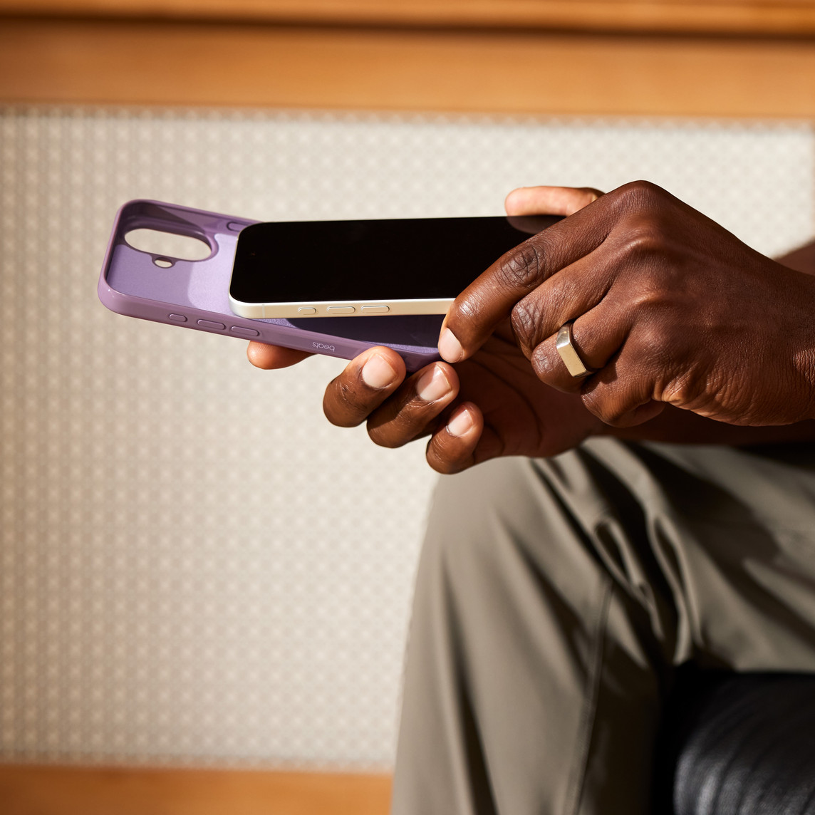BEATS IPHONE 16 CASE WITH MAGSAFE PURPLE MCFF4 - Image 2