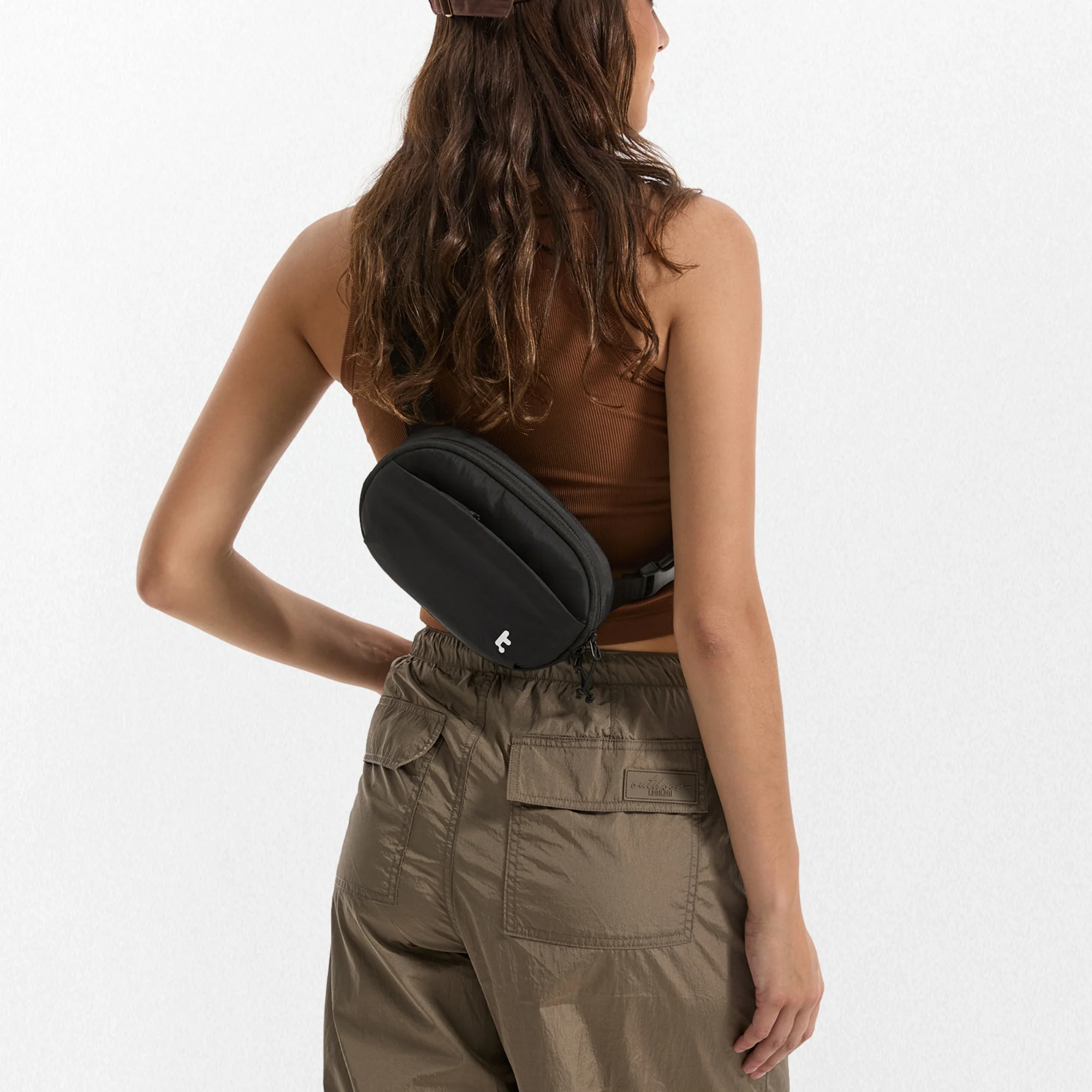 TOMTOC SLINGBEAN T32 BELT BAG BLACK T32S1D1 - Image 5