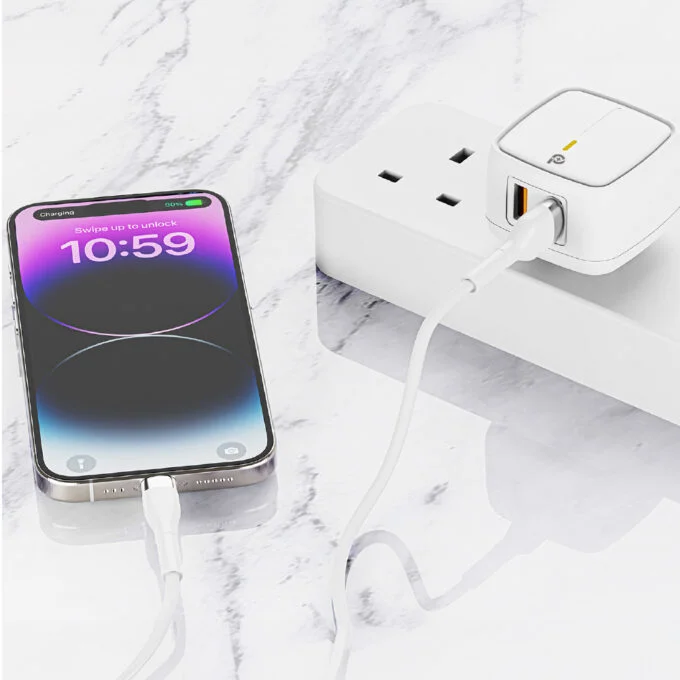 POWERO PLUS BRITISH PD QC 20W ADAPTER WHITE PR-TCP20UK-WH - Image 4