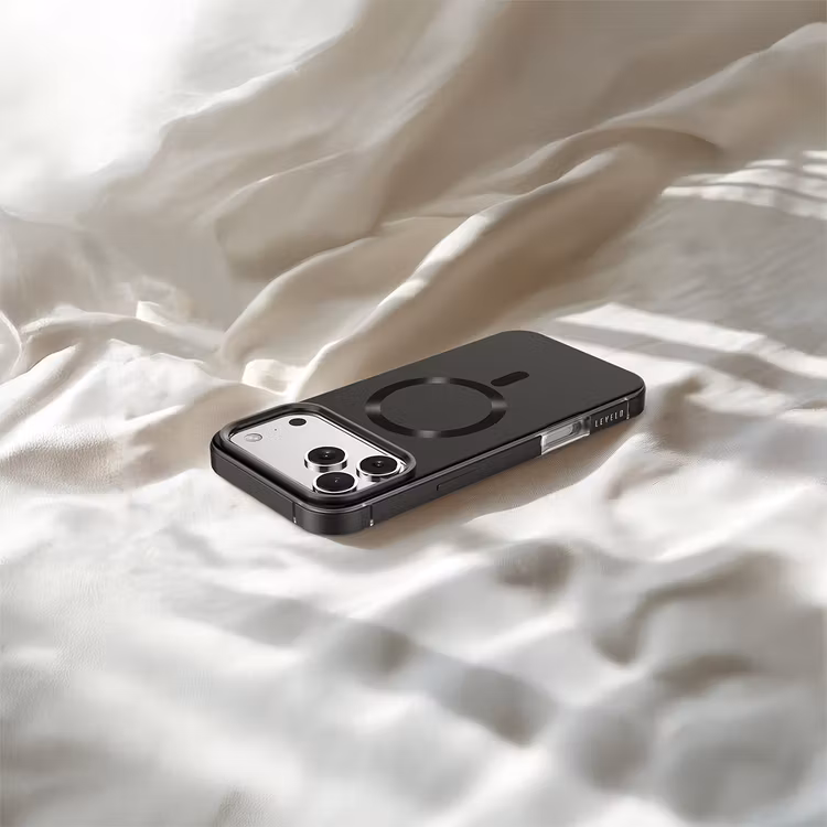 LEVELO OPULIS IPHONE 17 PRO MAX MAGSAFE FROSTED CASE PHANTOM BLACK LVLOPU17PMPHBK - Image 8