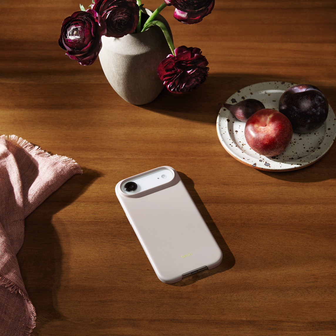 BEATS IPHONE AIR CASE WITH MAGSAFE AND CAMERA CONTROL LIME STONE MGJU4 - Image 3