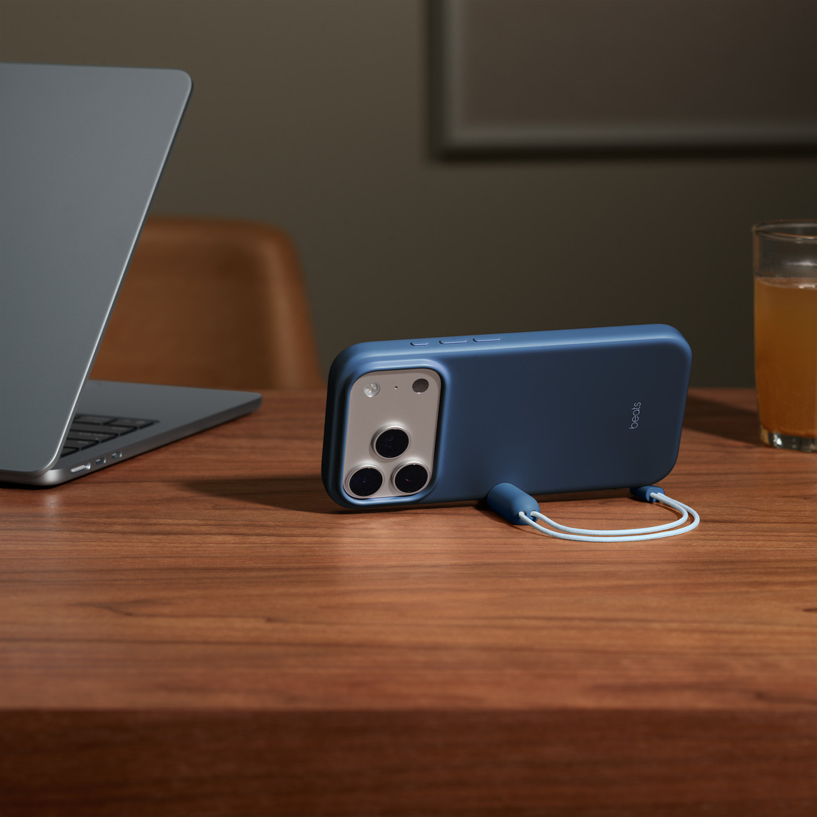 BEATS IPHONE 17 PRO KICKSTAND CASE WITH MAGSAFE AND CAMERA CONTROL BEDROCK BLUE MGTP4 - Image 4