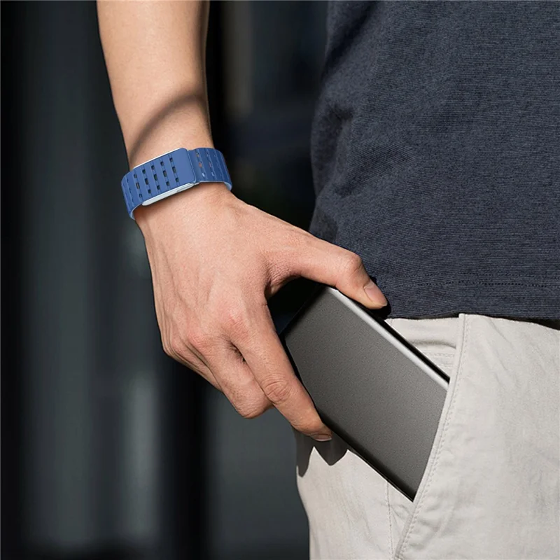 WHOOP 5.0 BREATHABLE MAGNETIC WRIST BAND STRAP BLUE - Image 5