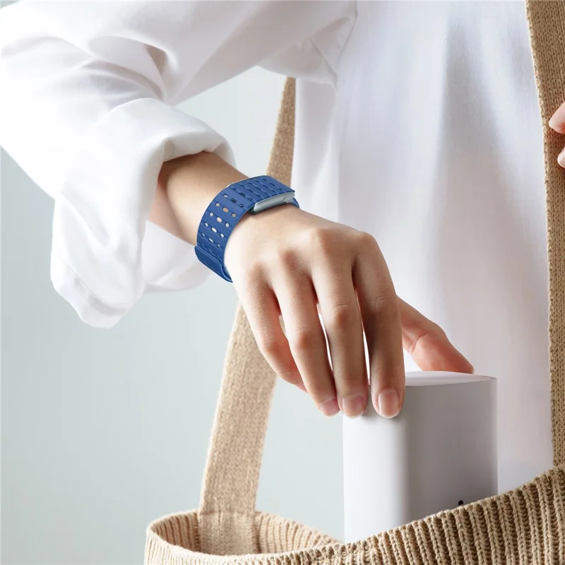 WHOOP 5.0 BREATHABLE MAGNETIC WRIST BAND STRAP BLUE - Image 6