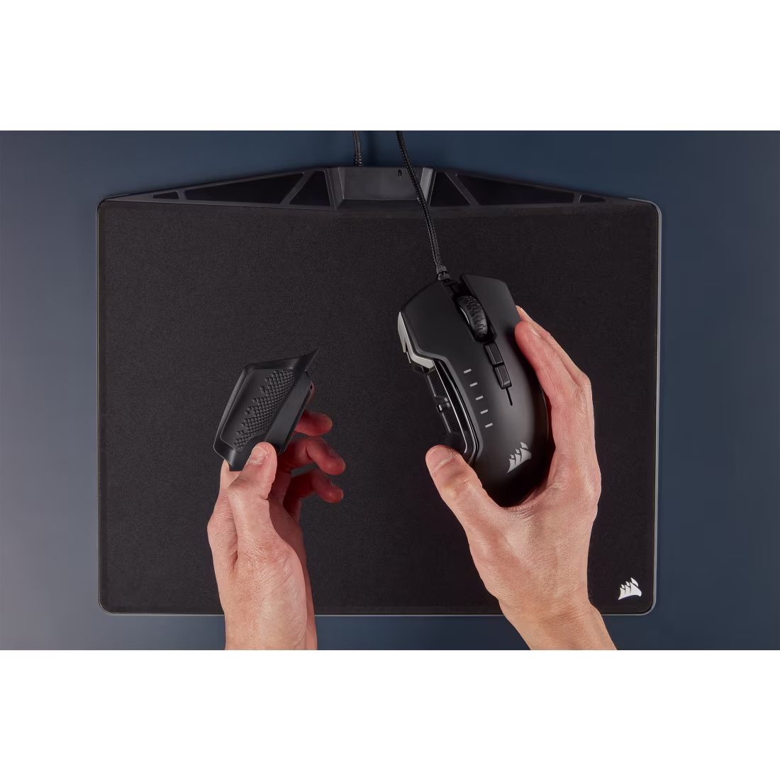 CORSAIR GLAIVE RGB PRO COMFORT FPS/MOBA ALUMINIUM GAMING MOUSE CH-9302111-NA - Image 4