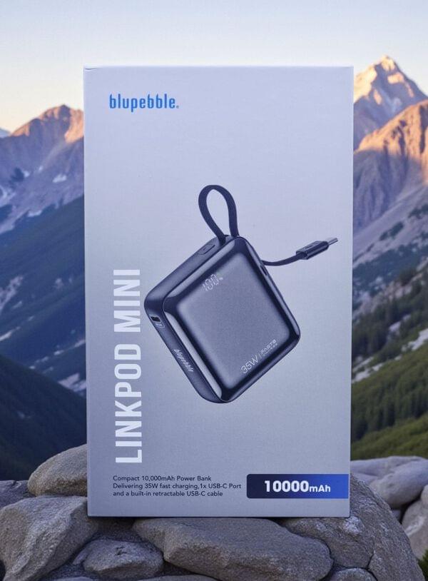 BLUPEBBLE LINKPOD MINI 35W 10000MAH POWER BANK WITH RETRACTABLE CABLE GRAY BP-PBLNKPDMINI-GY - Image 2